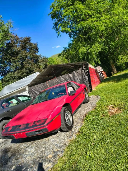 1996 Pontiac Fiero - Image 7 of 7