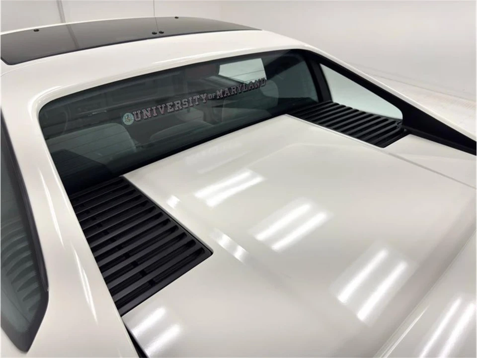 1986 Pontiac Fiero - Image 15 of 31