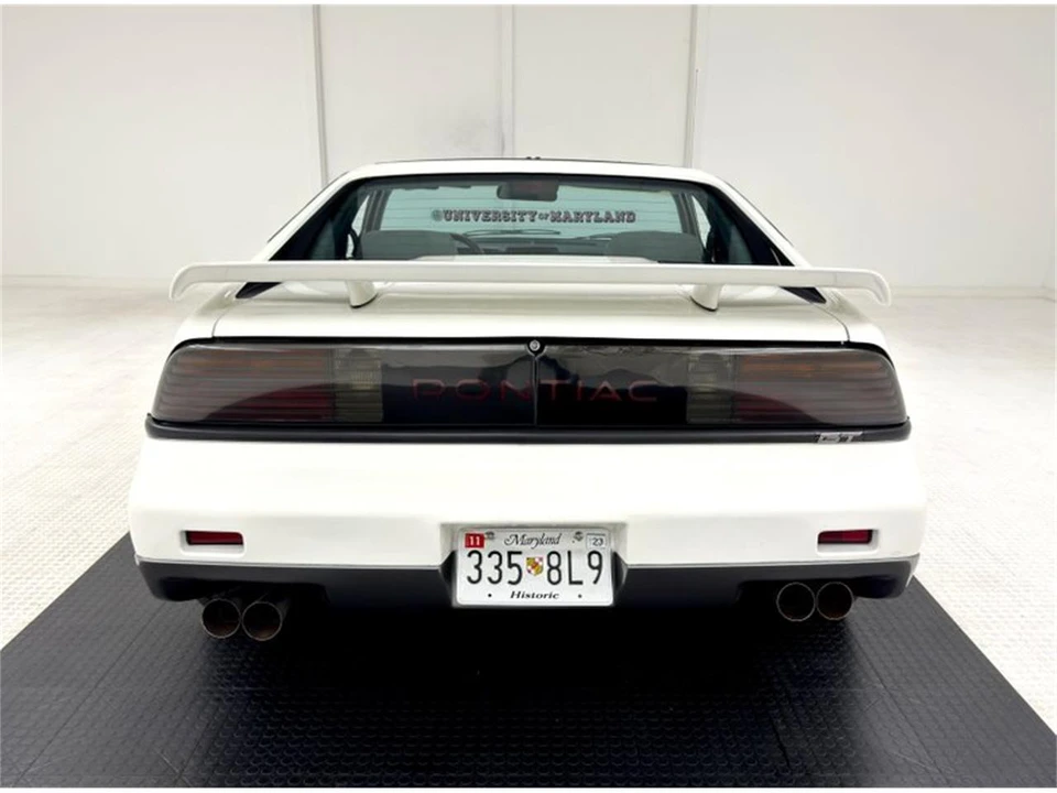 1986 Pontiac Fiero - Image 4 of 31