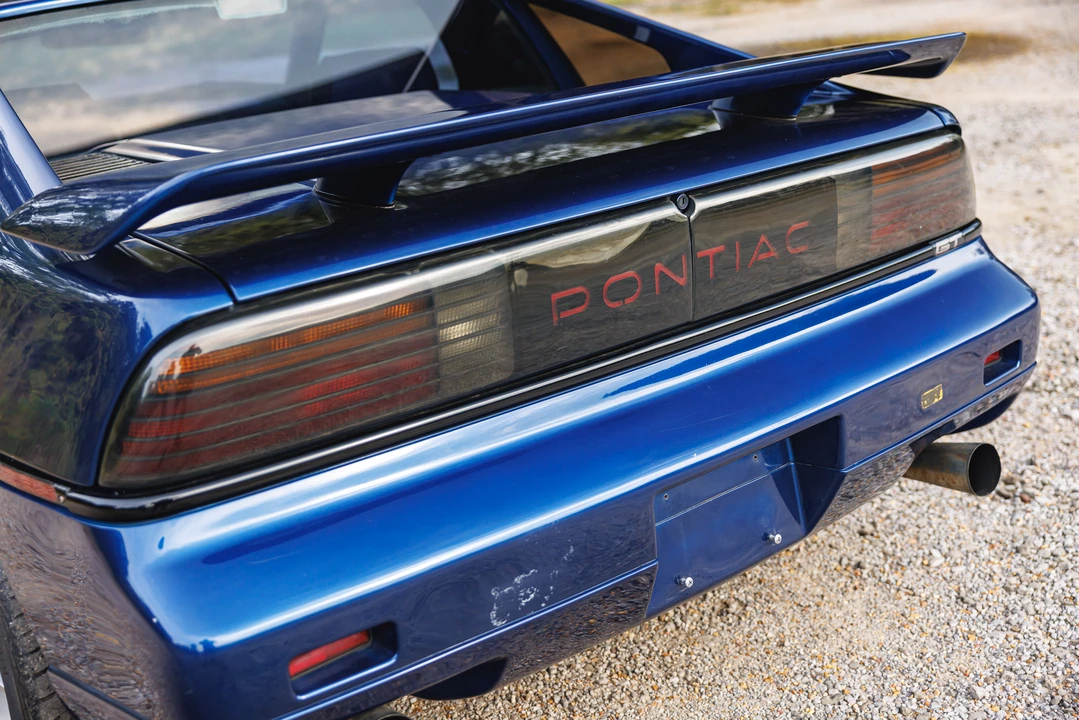 1986 Pontiac Fiero GT - Image 27 of 31