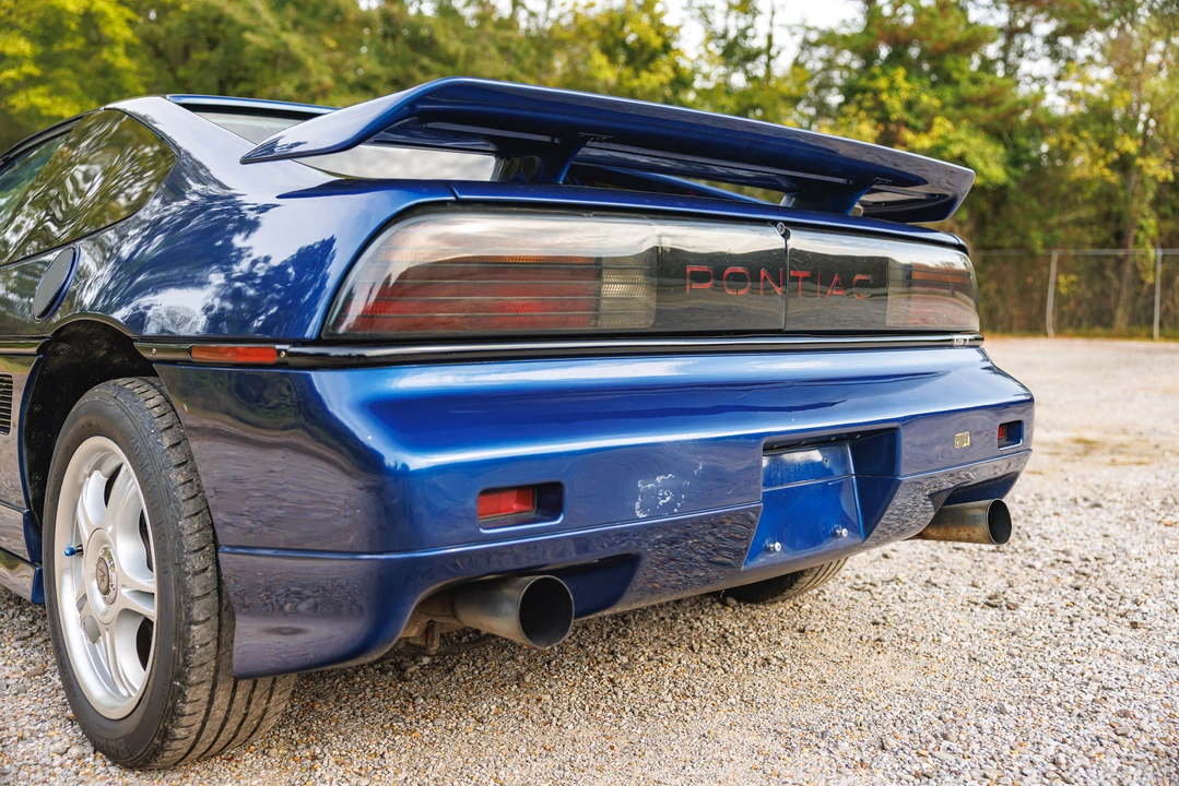 1986 Pontiac Fiero GT - Image 28 of 31