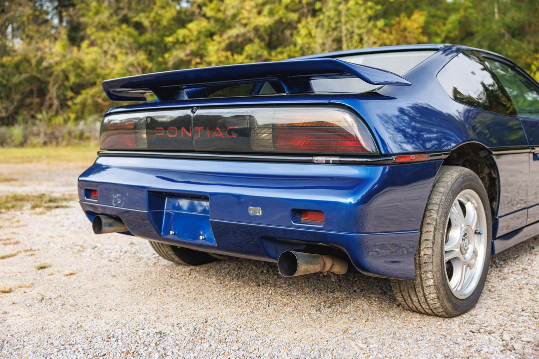 1986 Pontiac Fiero GT - Image 30 of 31