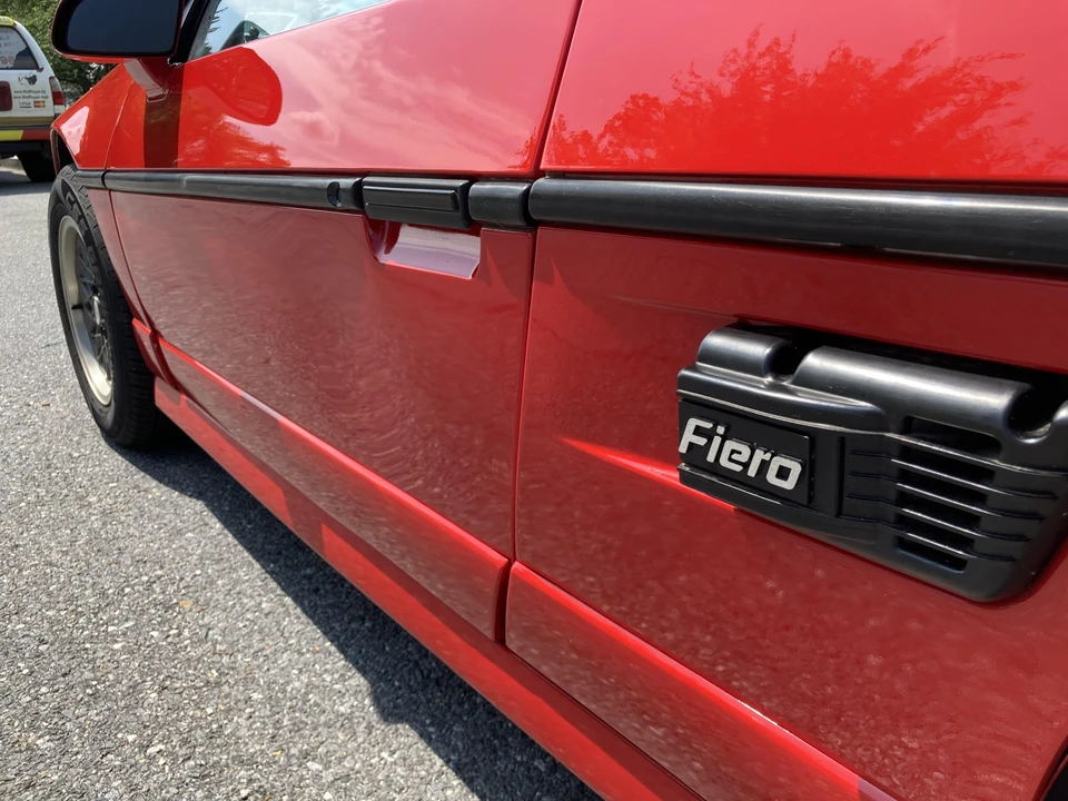 1986 Pontiac Fiero GT - Image 20 of 31