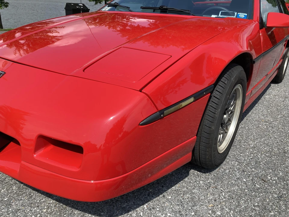 1986 Pontiac Fiero GT - Image 14 of 31