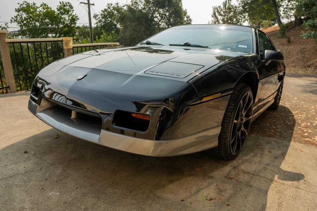 1986 Pontiac Fiero GT - Image 17 of 31