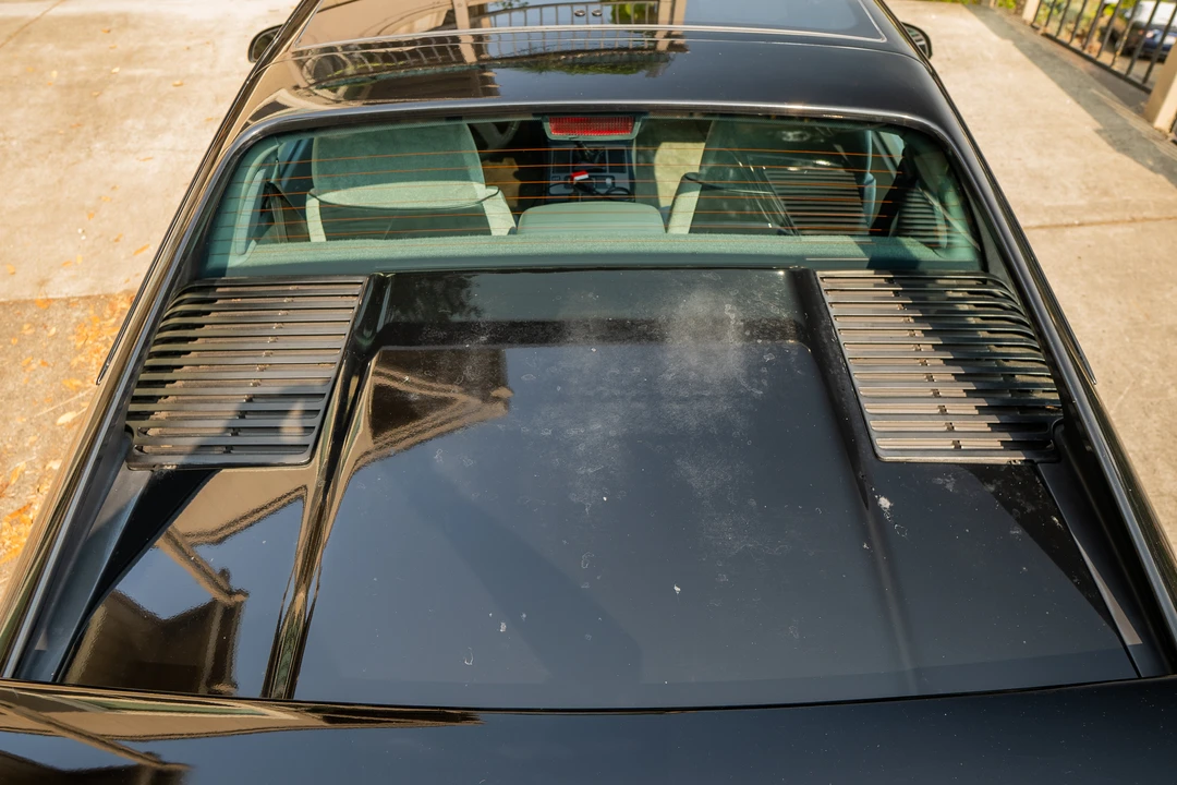 1986 Pontiac Fiero GT - Image 24 of 31