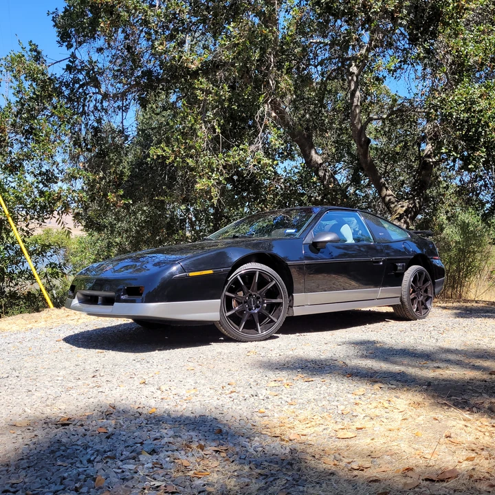 1986 Pontiac Fiero GT - Image 5 of 31
