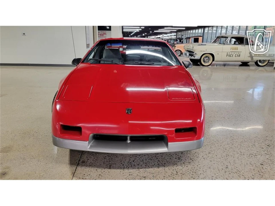 1986 Pontiac Fiero GT - Image 8 of 31