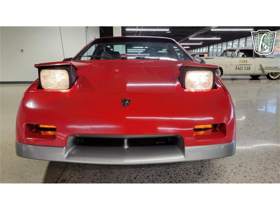 1986 Pontiac Fiero GT - Image 9 of 31