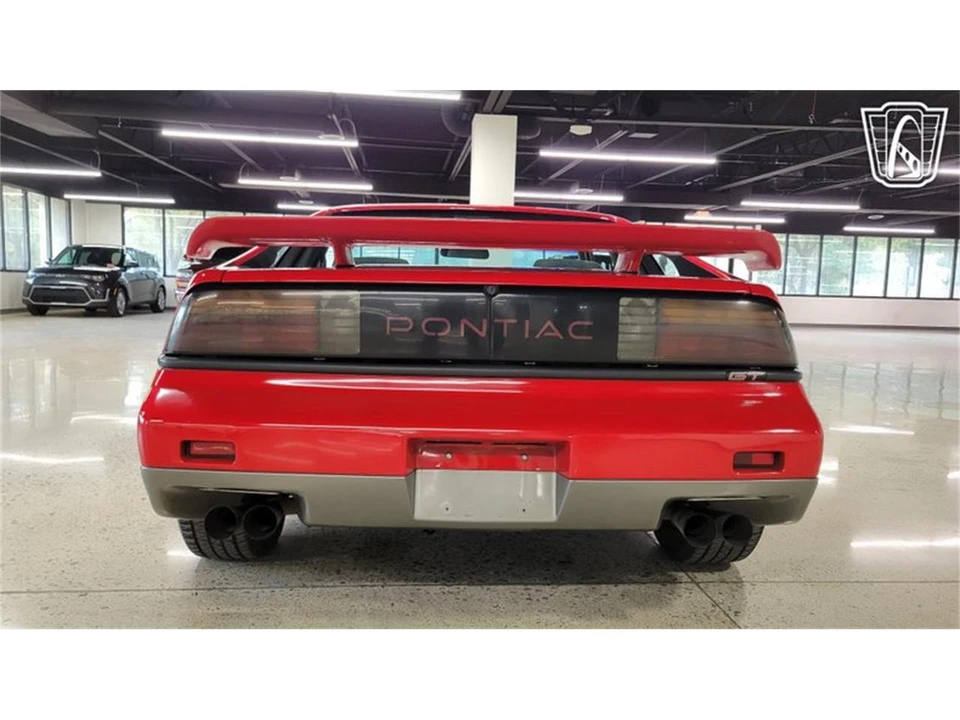 1986 Pontiac Fiero GT - Image 30 of 31