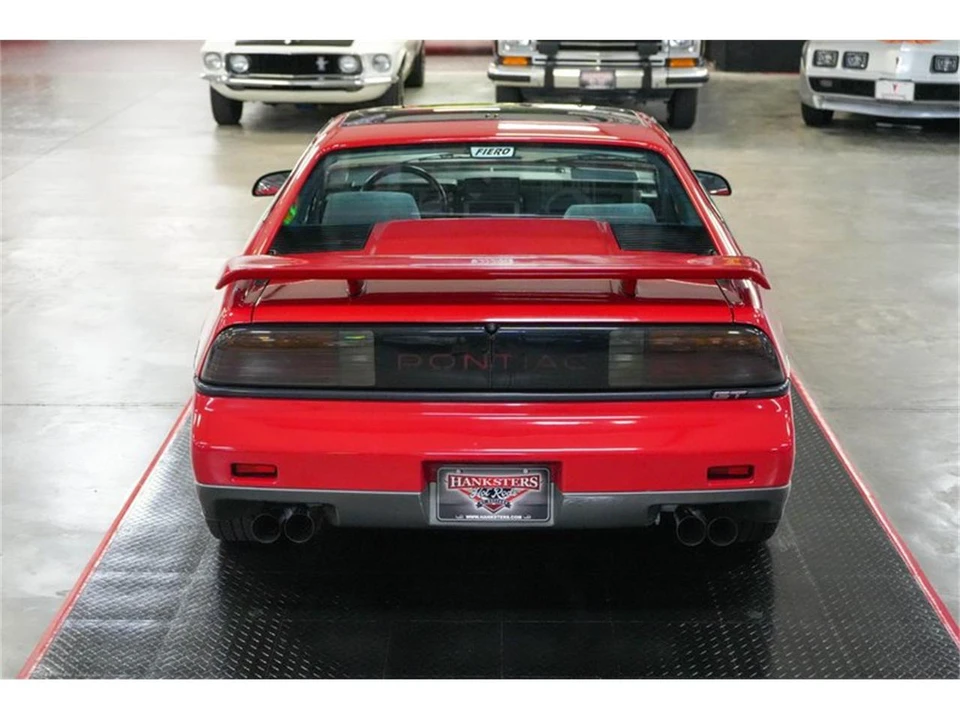 1986 Pontiac Fiero GT - Image 13 of 31