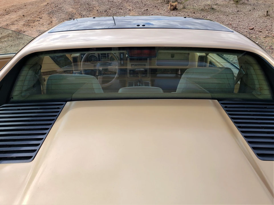 1986 Pontiac Fiero GT - Image 20 of 31