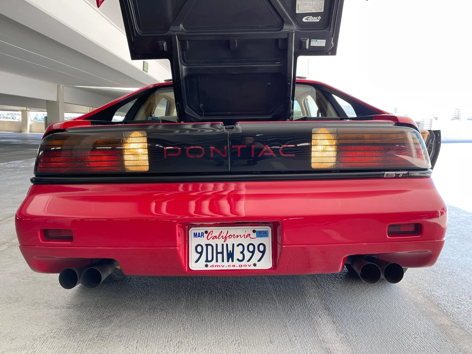 1986 Pontiac Fiero GT - Image 18 of 31