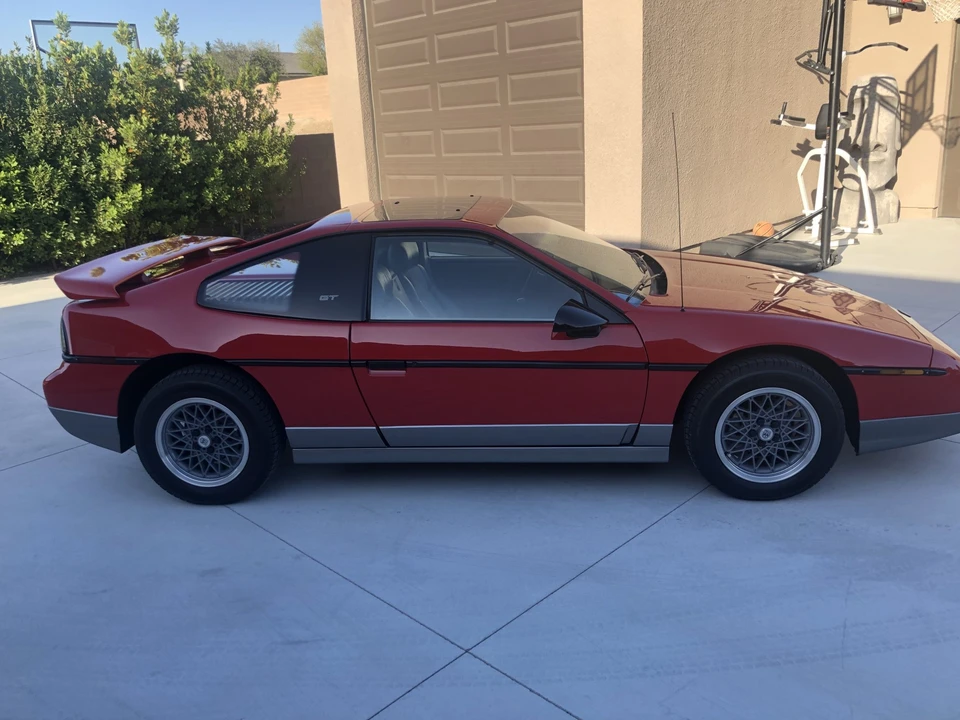 1986 Pontiac Fiero GT - Image 20 of 31