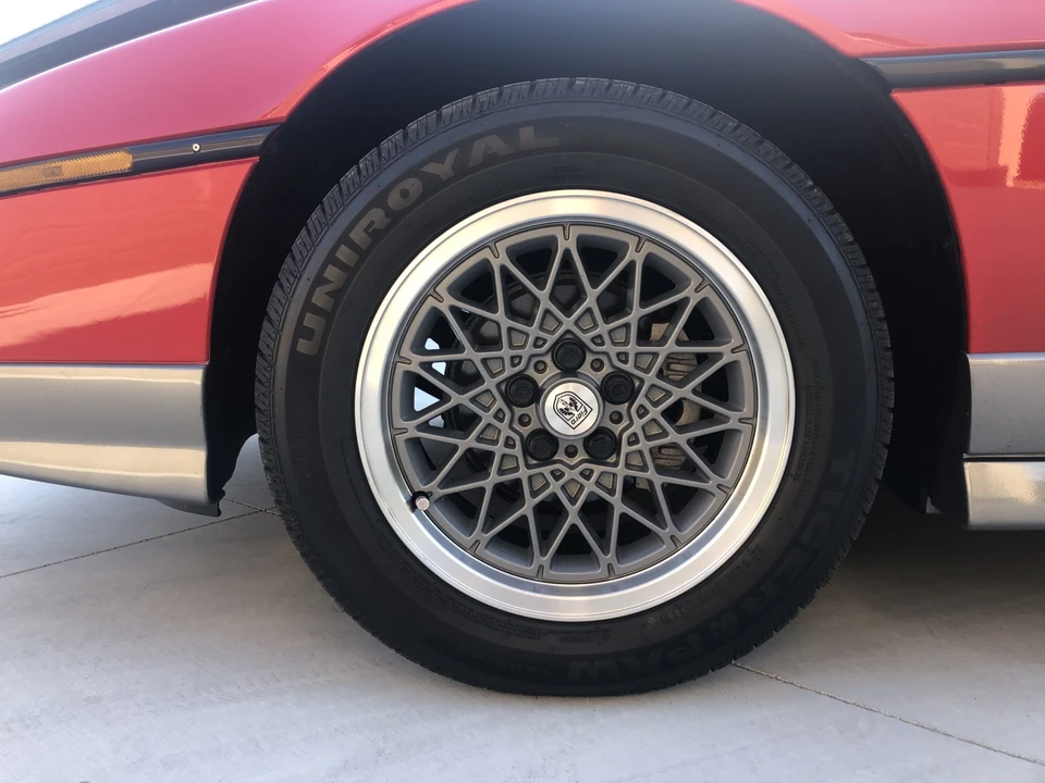 1986 Pontiac Fiero GT - Image 27 of 31