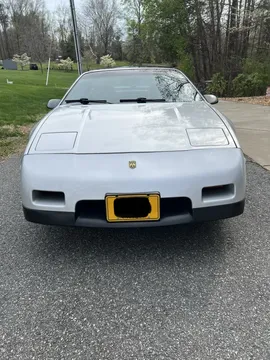 1986 Pontiac Fiero SE