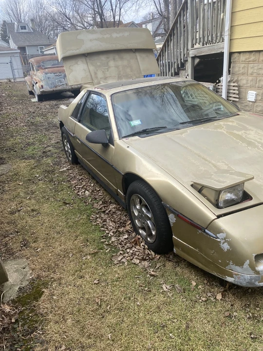 1986 Pontiac Fiero - Image 7 of 9