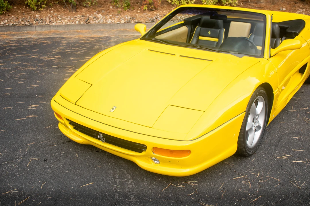 1986 Pontiac Fiero - Image 24 of 31