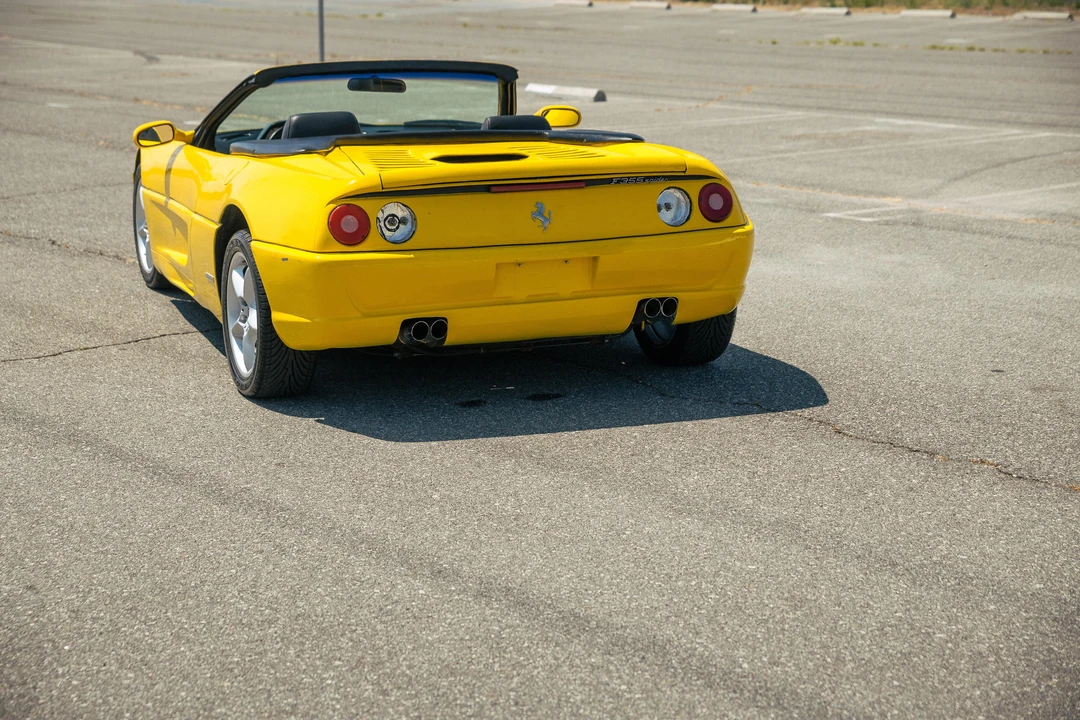 1986 Pontiac Fiero - Image 19 of 31