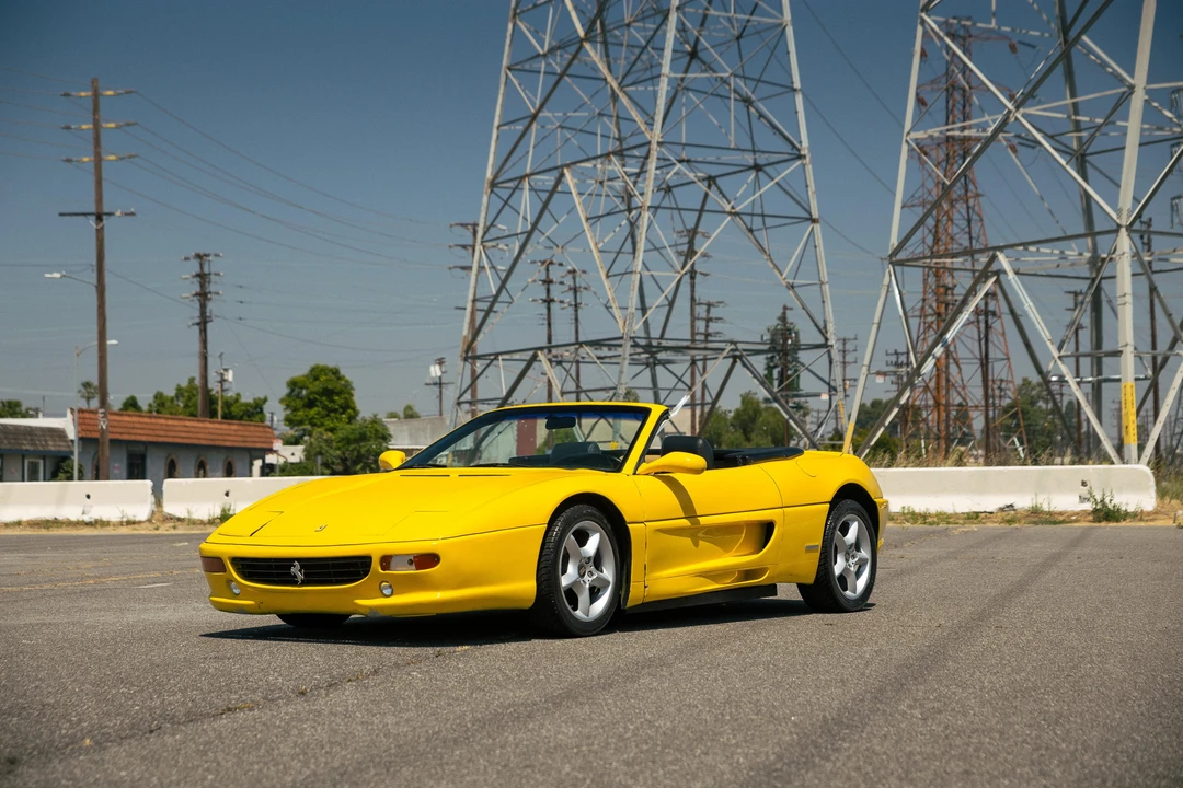 1986 Pontiac Fiero - Image 11 of 31