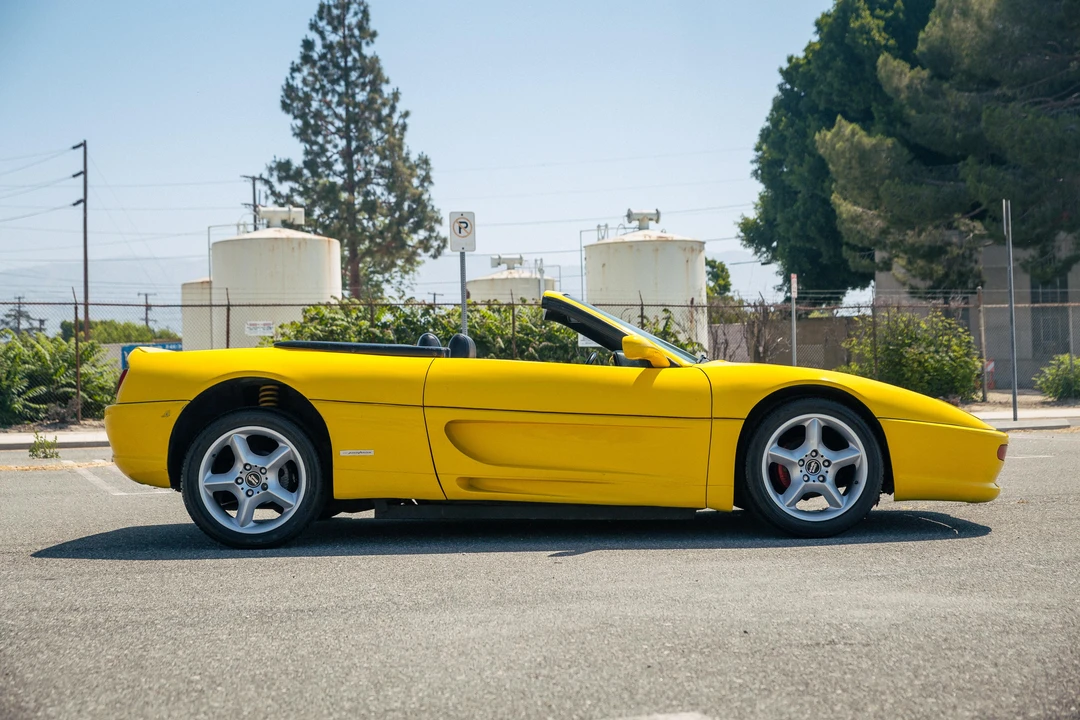 1986 Pontiac Fiero - Image 26 of 31
