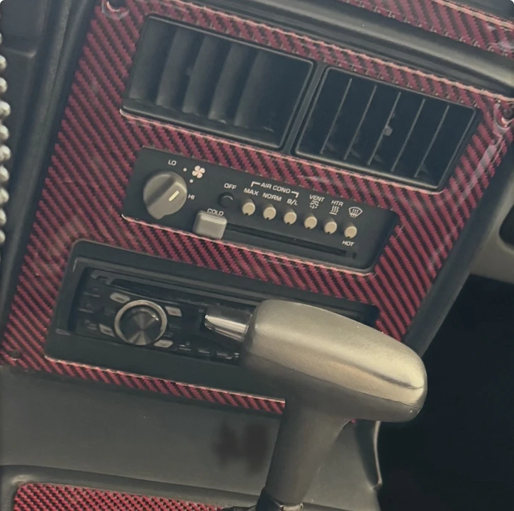 1986 Pontiac Fiero - Image 18 of 19