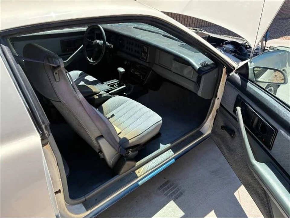 1986 Pontiac Firebird 3rd Gen - Image 3 of 12