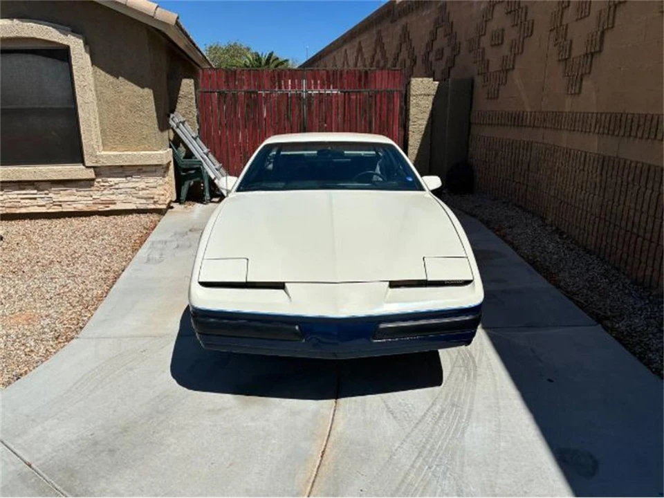 1986 Pontiac Firebird 3rd Gen - Image 11 of 12