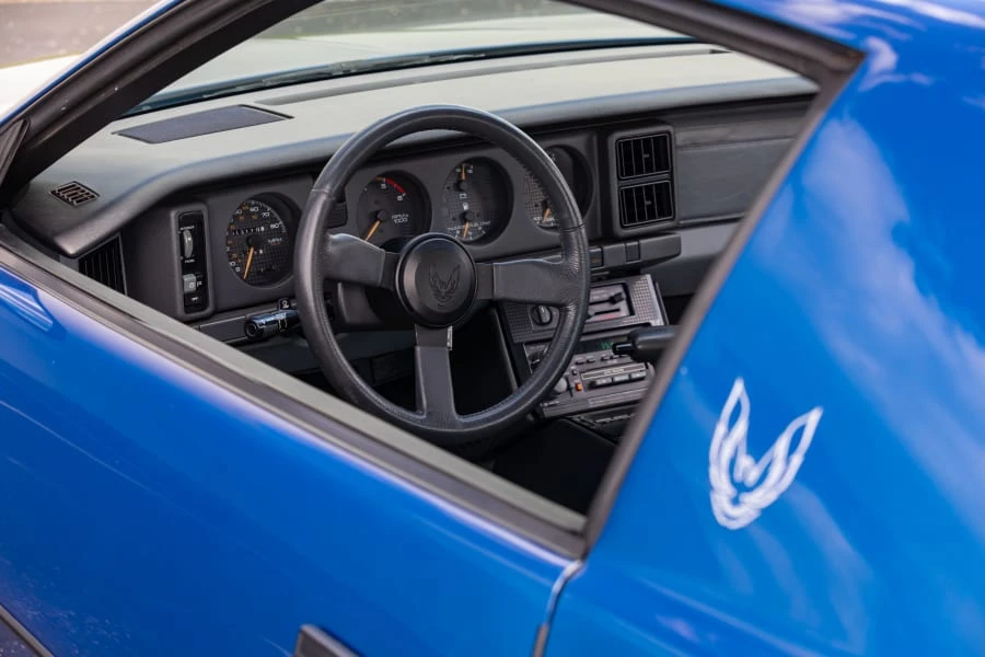 1986 Pontiac Firebird 3rd Gen - Image 18 of 31
