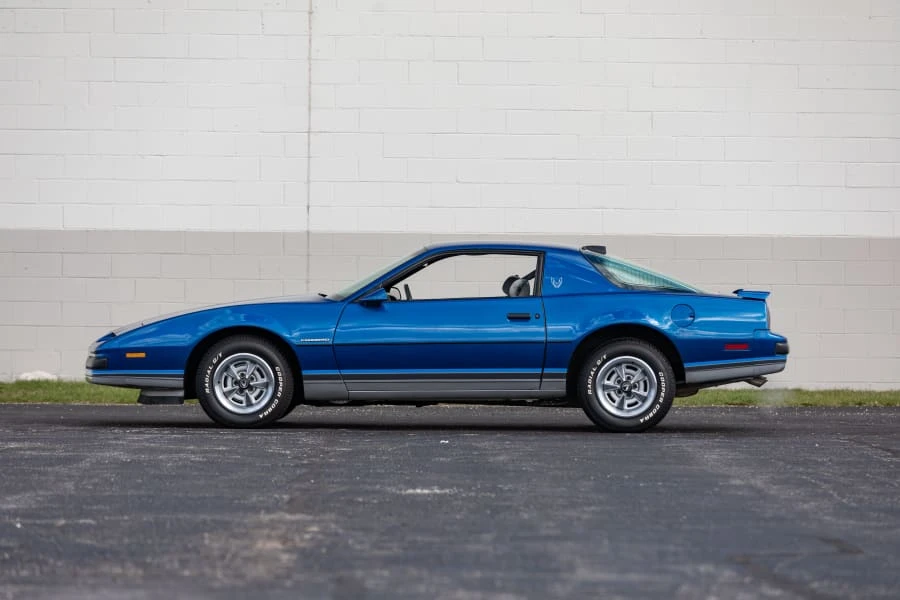 1986 Pontiac Firebird 3rd Gen - Image 16 of 31