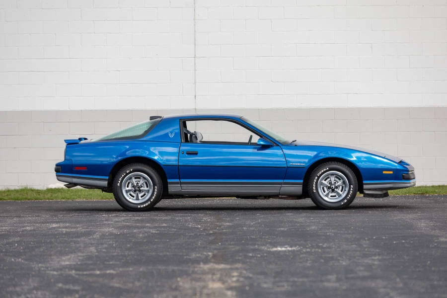 1986 Pontiac Firebird 3rd Gen - Image 2 of 31