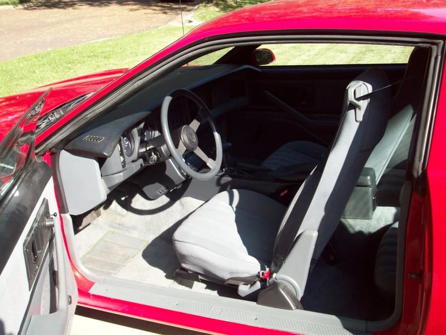 1986 Pontiac Firebird 3rd Gen - Image 5 of 12