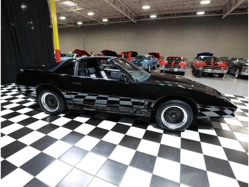 1986 Pontiac Firebird 3rd Gen - Image 27 of 31