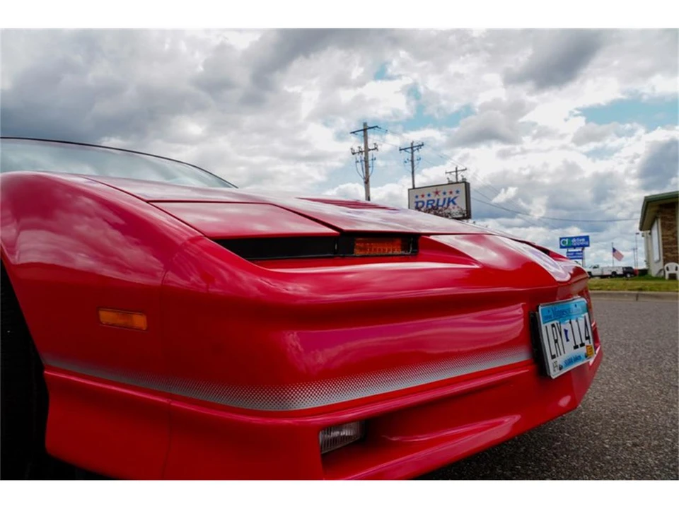 1986 Pontiac Firebird 3rd Gen - Image 26 of 31