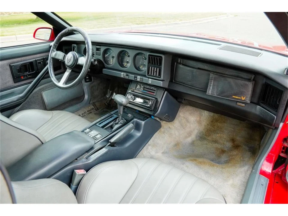1986 Pontiac Firebird 3rd Gen - Image 16 of 31