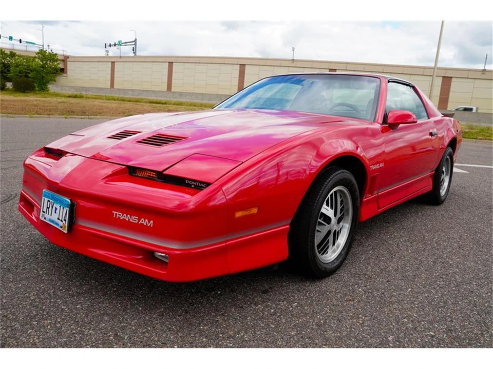 1986 Pontiac Firebird 3rd Gen - Image 8 of 31
