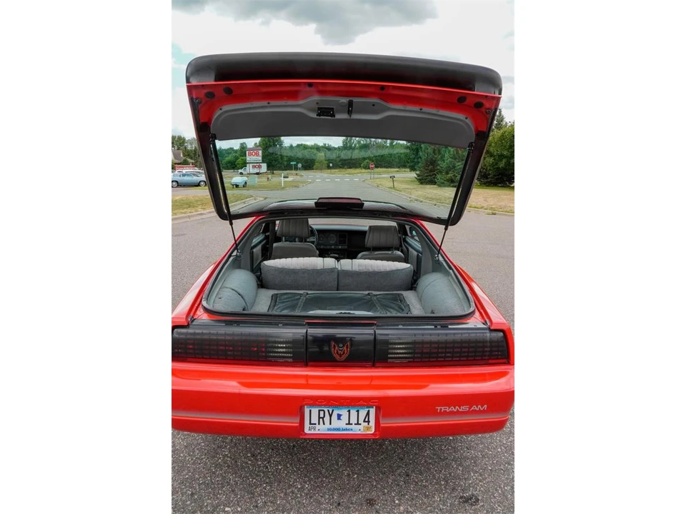 1986 Pontiac Firebird 3rd Gen - Image 18 of 31
