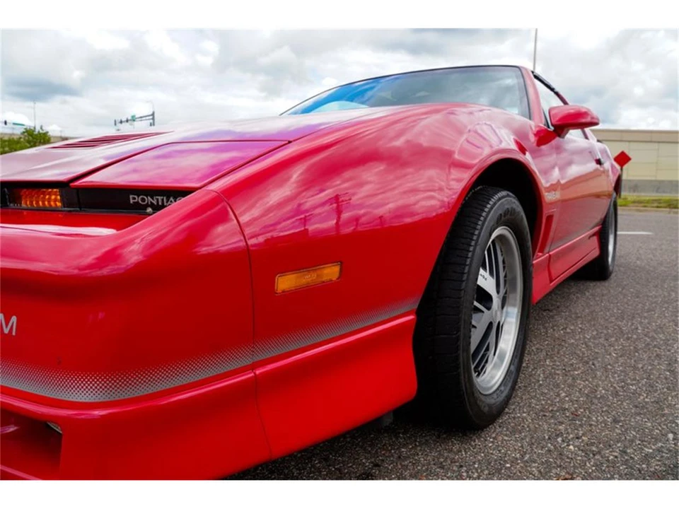 1986 Pontiac Firebird 3rd Gen - Image 24 of 31