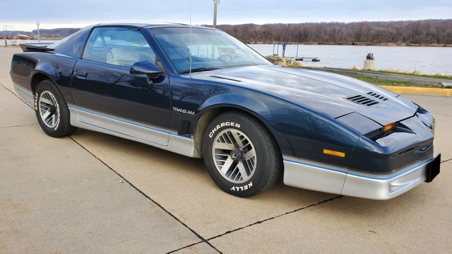 1986 Pontiac Firebird 3rd Gen - Image 8 of 12