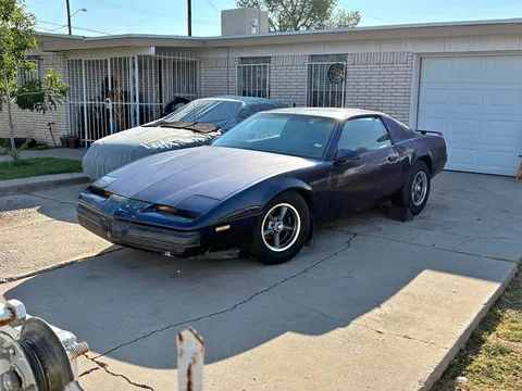 1986 Pontiac Firebird Coupe 2D