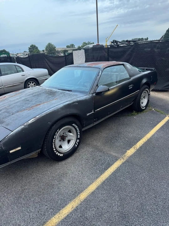 1986 Pontiac Firebird 3rd Gen - Image 2 of 6
