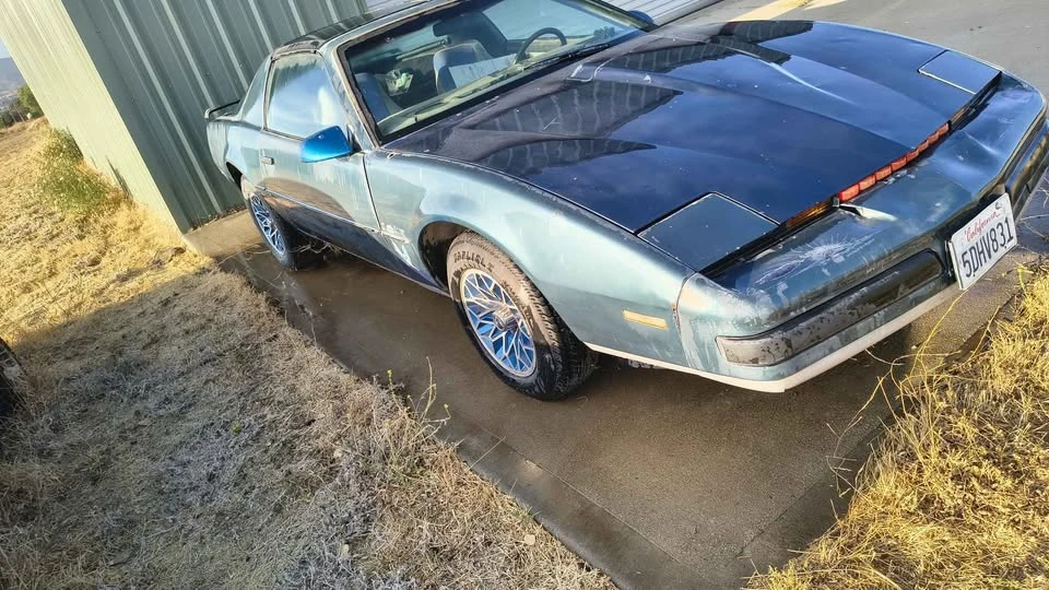 1986 Pontiac Firebird 3rd Gen - Image 3 of 11