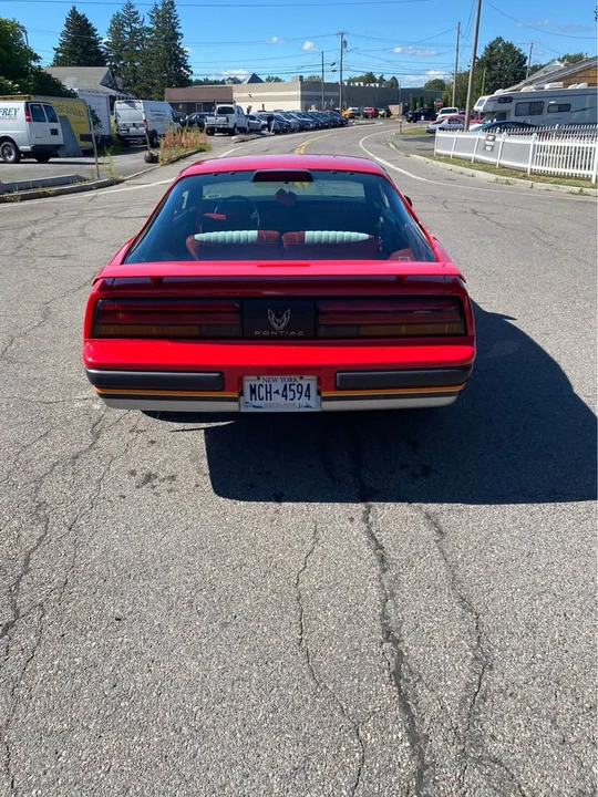1986 Pontiac Firebird 3rd Gen - Image 6 of 19