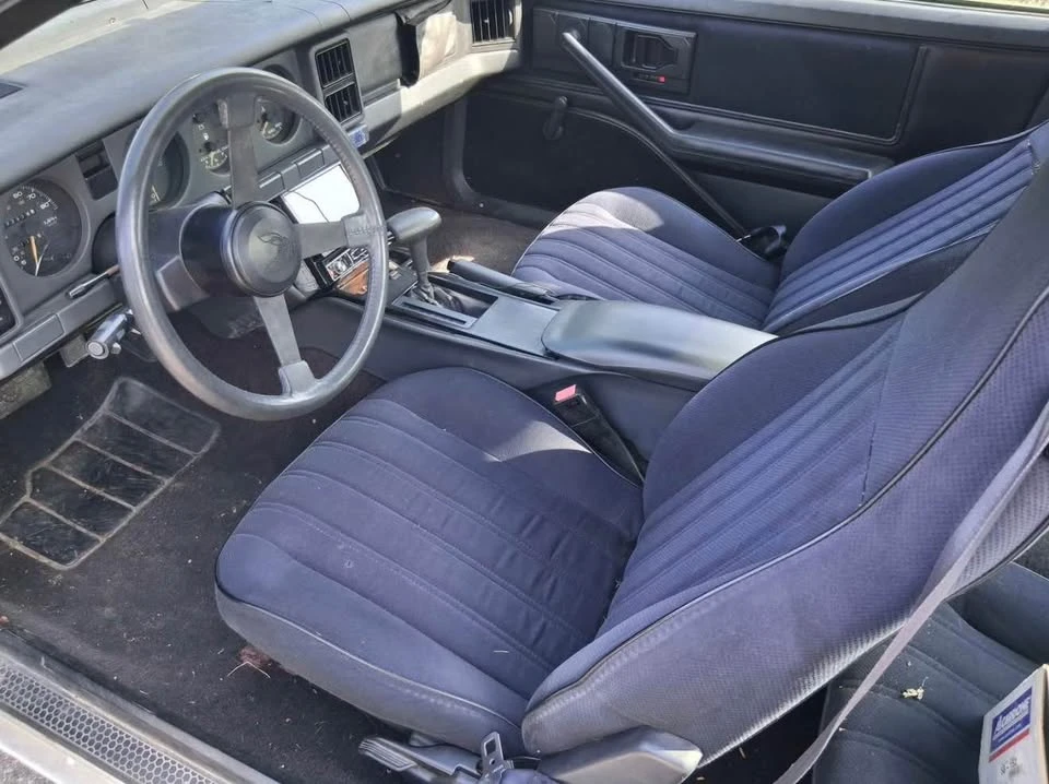 1986 Pontiac Firebird 3rd Gen - Image 7 of 8