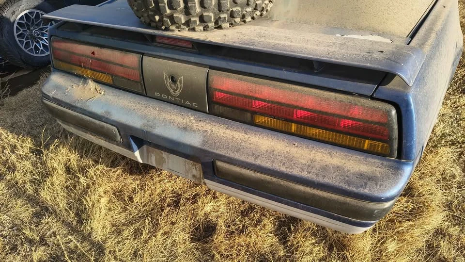 1986 Pontiac Firebird 3rd Gen - Image 7 of 11