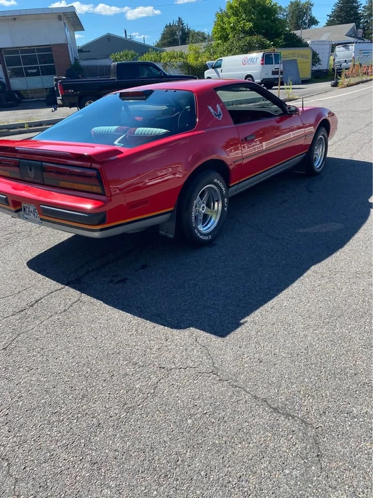1986 Pontiac Firebird 3rd Gen - Image 5 of 19