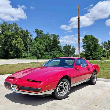 1986 Pontiac Firebird Hatchback 2D