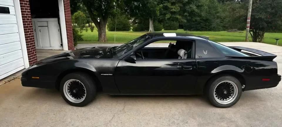 1986 Pontiac Firebird 3rd Gen - Image 5 of 7