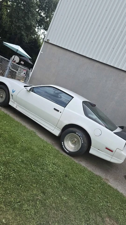 1986 Pontiac Firebird 3rd Gen - Image 6 of 6