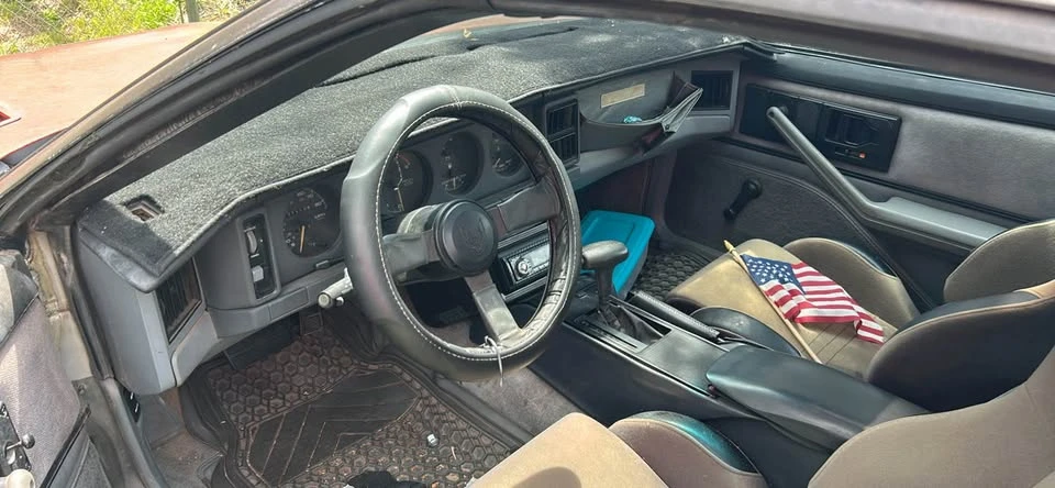 1986 Pontiac Firebird 3rd Gen - Image 4 of 4